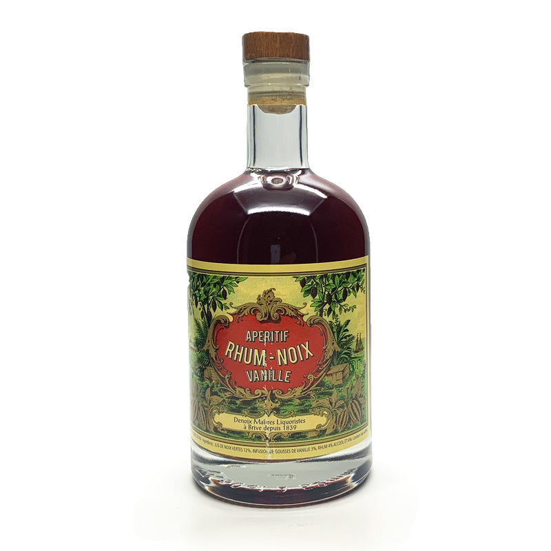 Apéritifs Rhum-Noix de la Distillerie Denoix