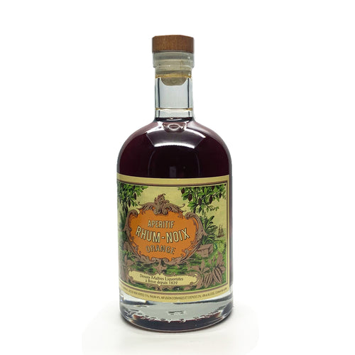 Apéritifs Rhum-Noix de la Distillerie Denoix